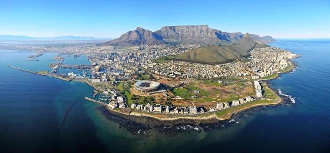 The beauty and splendor of Cape Town awaits . . .